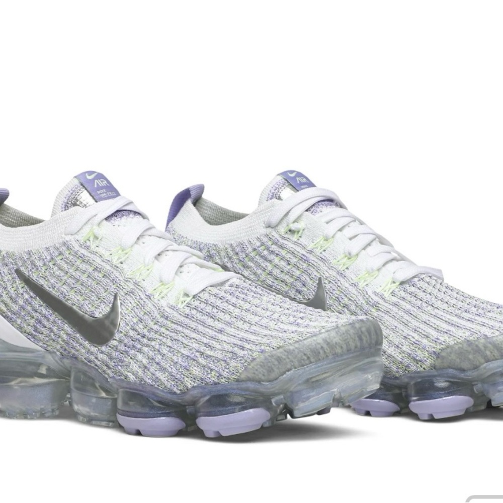 Nike Women's VaporMax Flyknit - White and Lavender